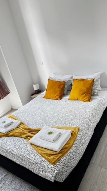 Ndussole Guest House Порто Екстериор снимка